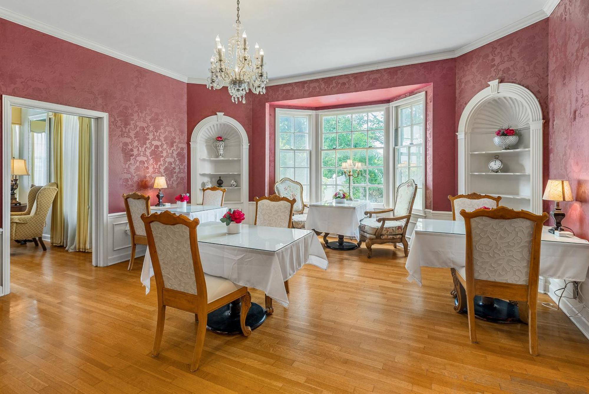 Beland Mansion-Blue Jay Suite! 史密斯堡 外观 照片