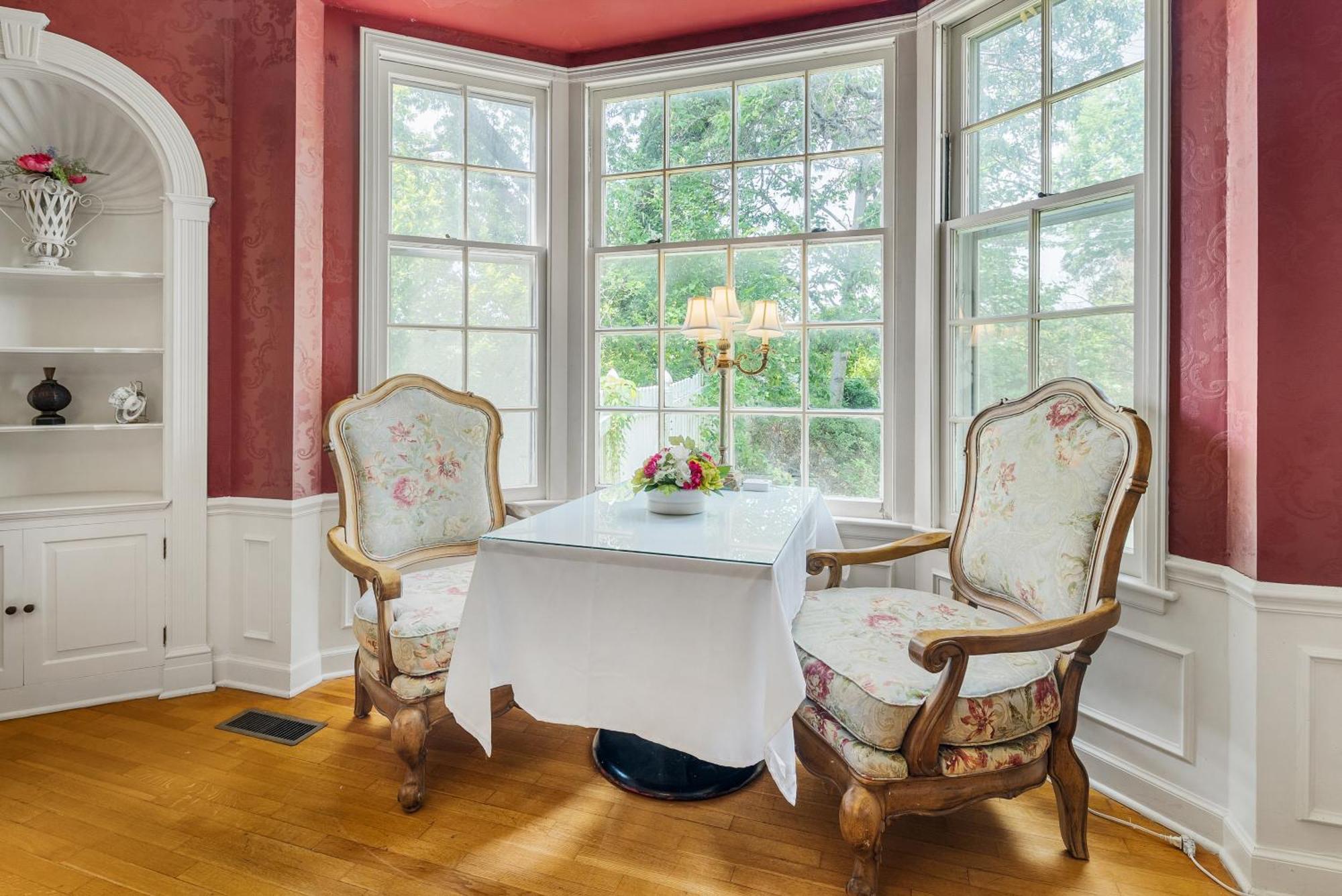 Beland Mansion-Blue Jay Suite! 史密斯堡 外观 照片